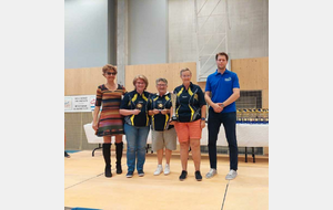 Équipe dames aînées championne